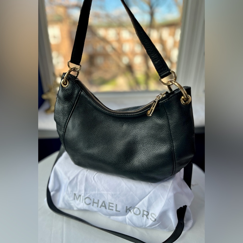 Michael Kors Black Leather Convertible Hobo Bag w/ Gold Hardware - Picture 10 of 16